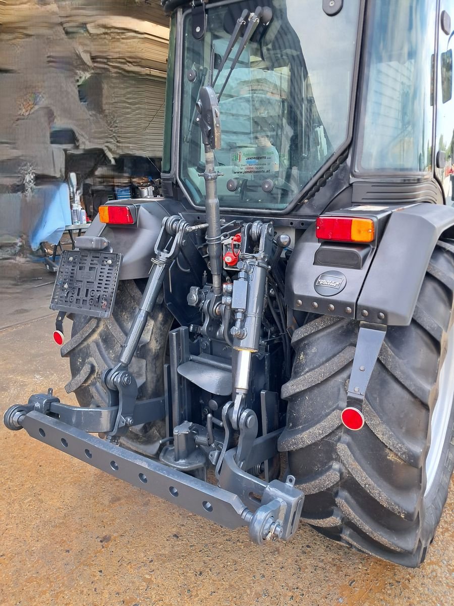 Traktor van het type Deutz-Fahr Agrocompact 70 A, Gebrauchtmaschine in Strem (Foto 6)