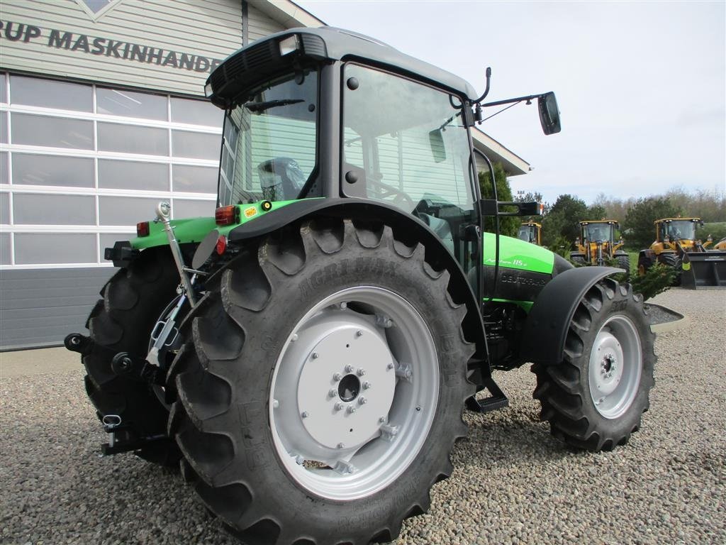 Traktor typu Deutz-Fahr Agrofarm 115G New and Unused tractor with 30F+30R Hi-Lo and CreepGear, Gebrauchtmaschine v Lintrup (Obrázek 14)
