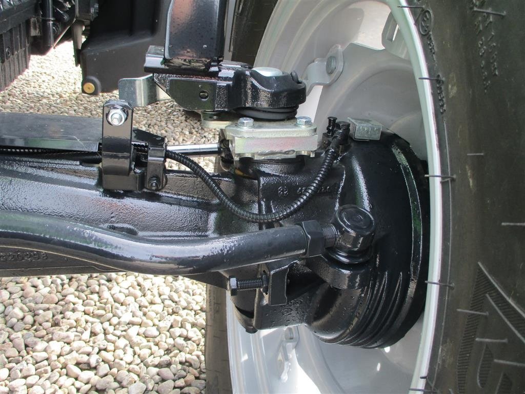 Traktor typu Deutz-Fahr Agrofarm 115G New and Unused tractor with 30F+30R Hi-Lo and CreepGear, Gebrauchtmaschine v Lintrup (Obrázek 20)