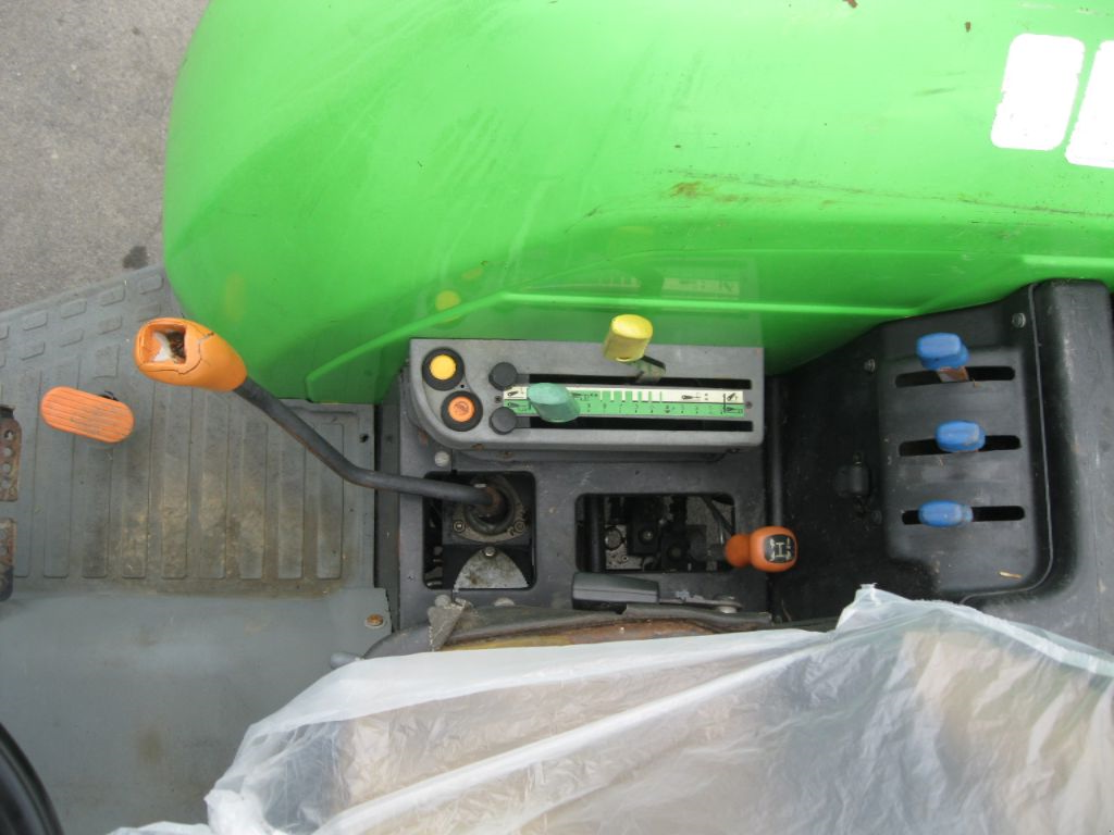 Traktor des Typs Deutz-Fahr Agrofarm 410 T GS DT, Gebrauchtmaschine in BRECE (Bild 10)