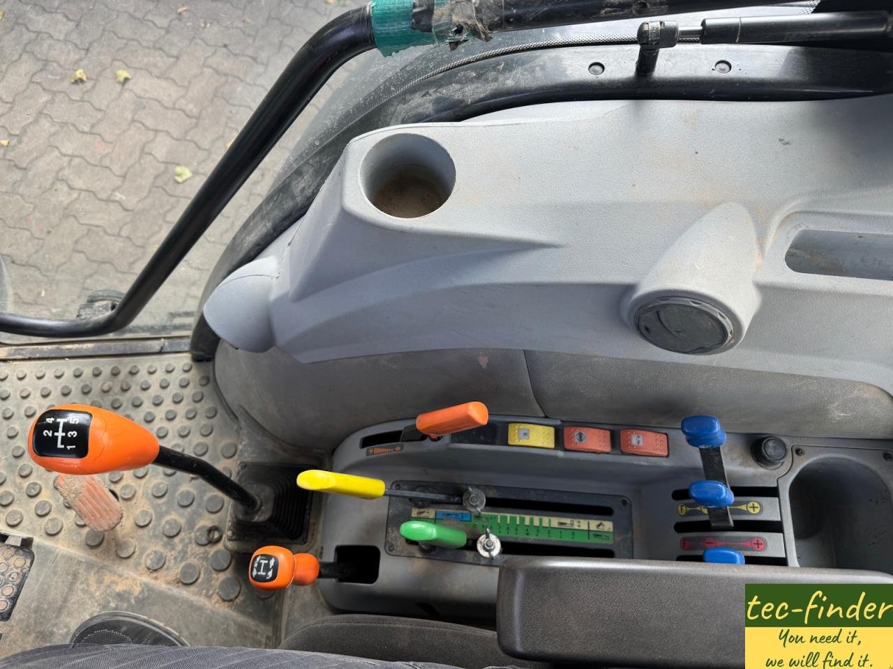 Traktor typu Deutz-Fahr Agrofarm 420 DT, Gebrauchtmaschine v Könnern (Obrázek 5)