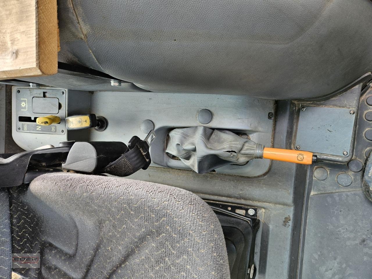 Traktor a típus Deutz-Fahr Agrofarm 420 G, Gebrauchtmaschine ekkor: Kreuth (Kép 11)