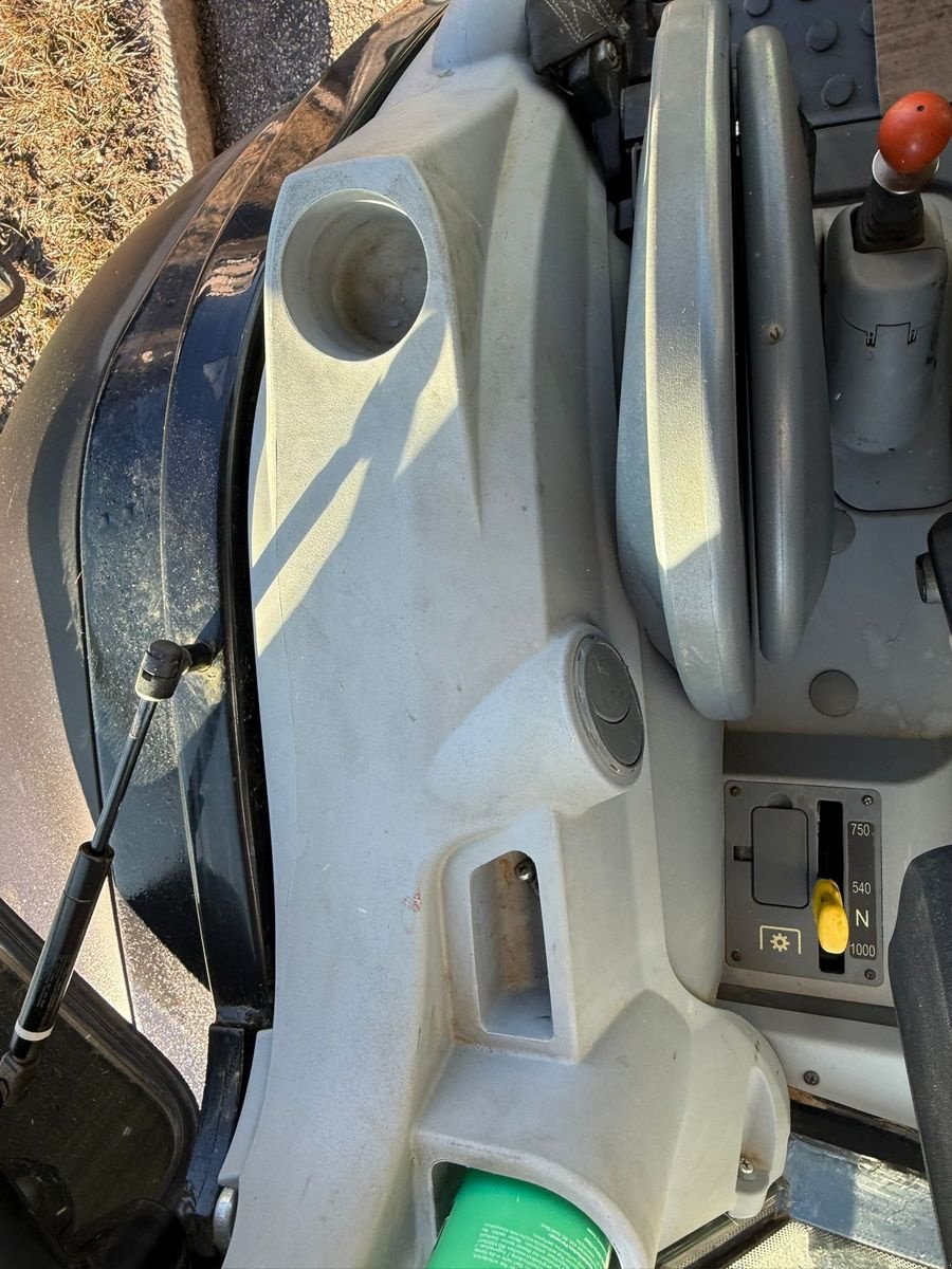 Traktor des Typs Deutz-Fahr Agrofarm 420 TTV, Gebrauchtmaschine in Hopfgarten (Bild 4)