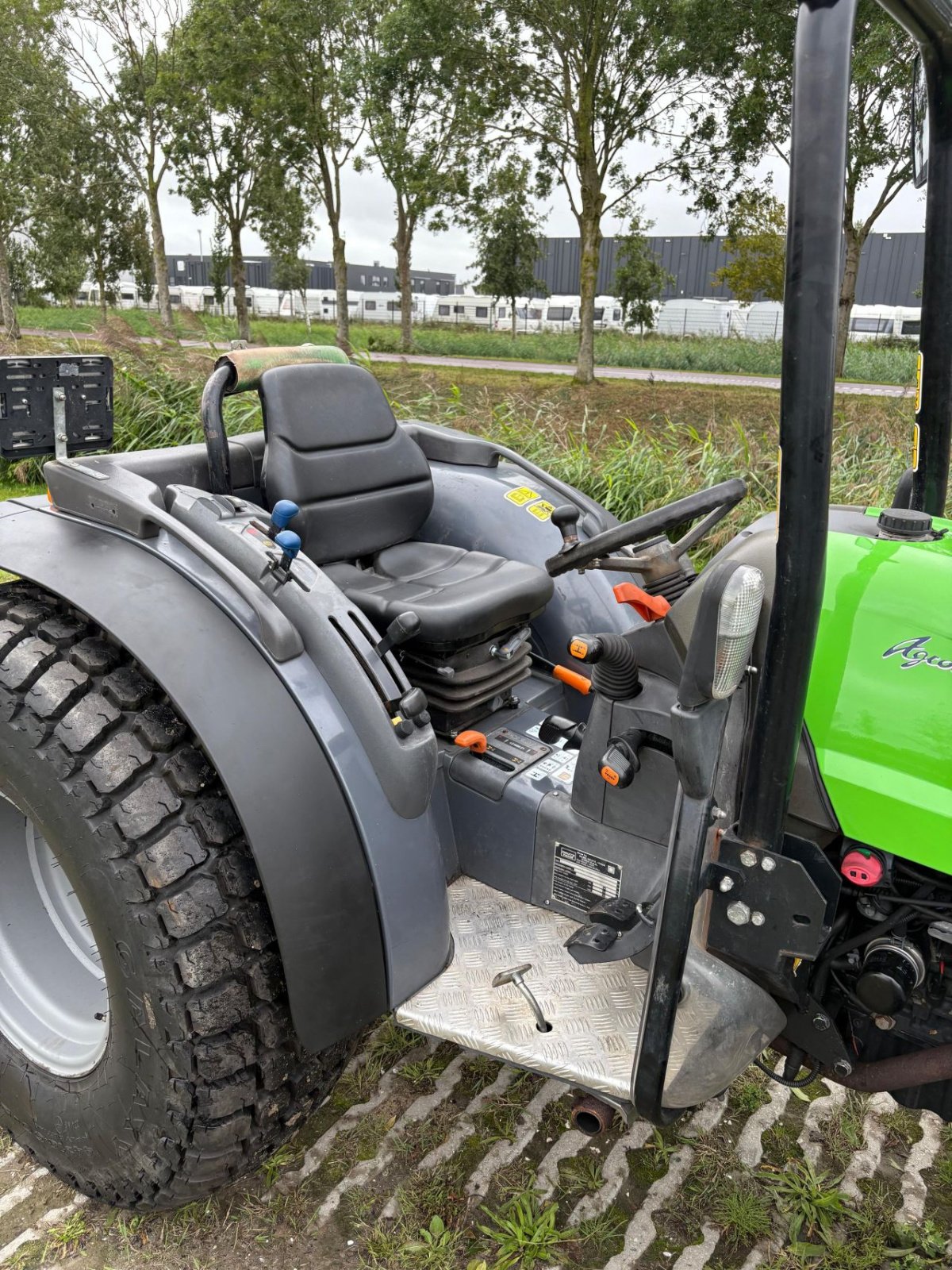 Traktor des Typs Deutz-Fahr Agrokid 230DT, Gebrauchtmaschine in Kwadijk (Bild 3)