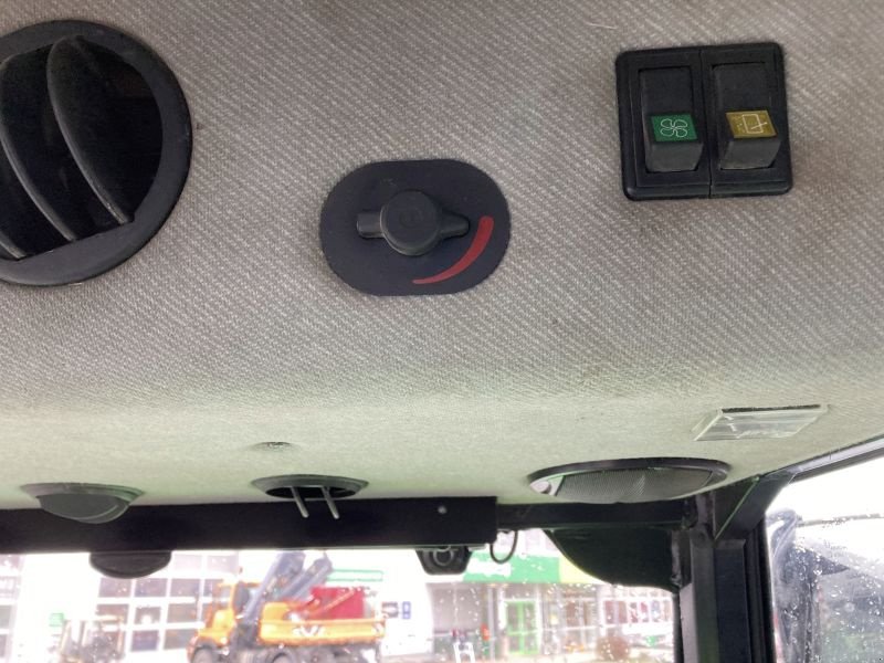 Traktor des Typs Deutz-Fahr AGROLUX 310, Gebrauchtmaschine in Wülfershausen an der Saale (Bild 22)