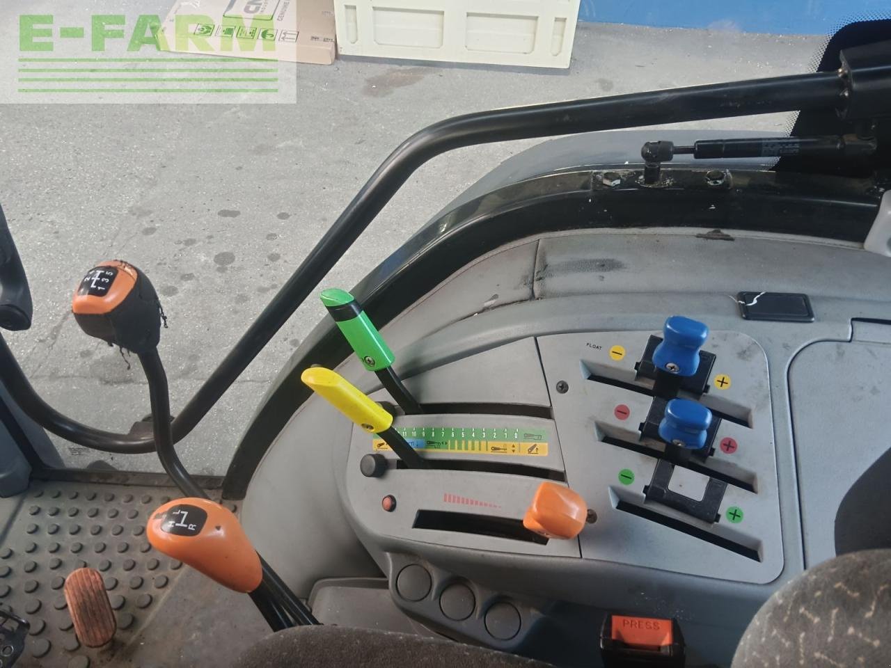 Traktor типа Deutz-Fahr agroplus 320 ecoline aktion201 Ecoline, Gebrauchtmaschine в Altenfelden (Фотография 4)