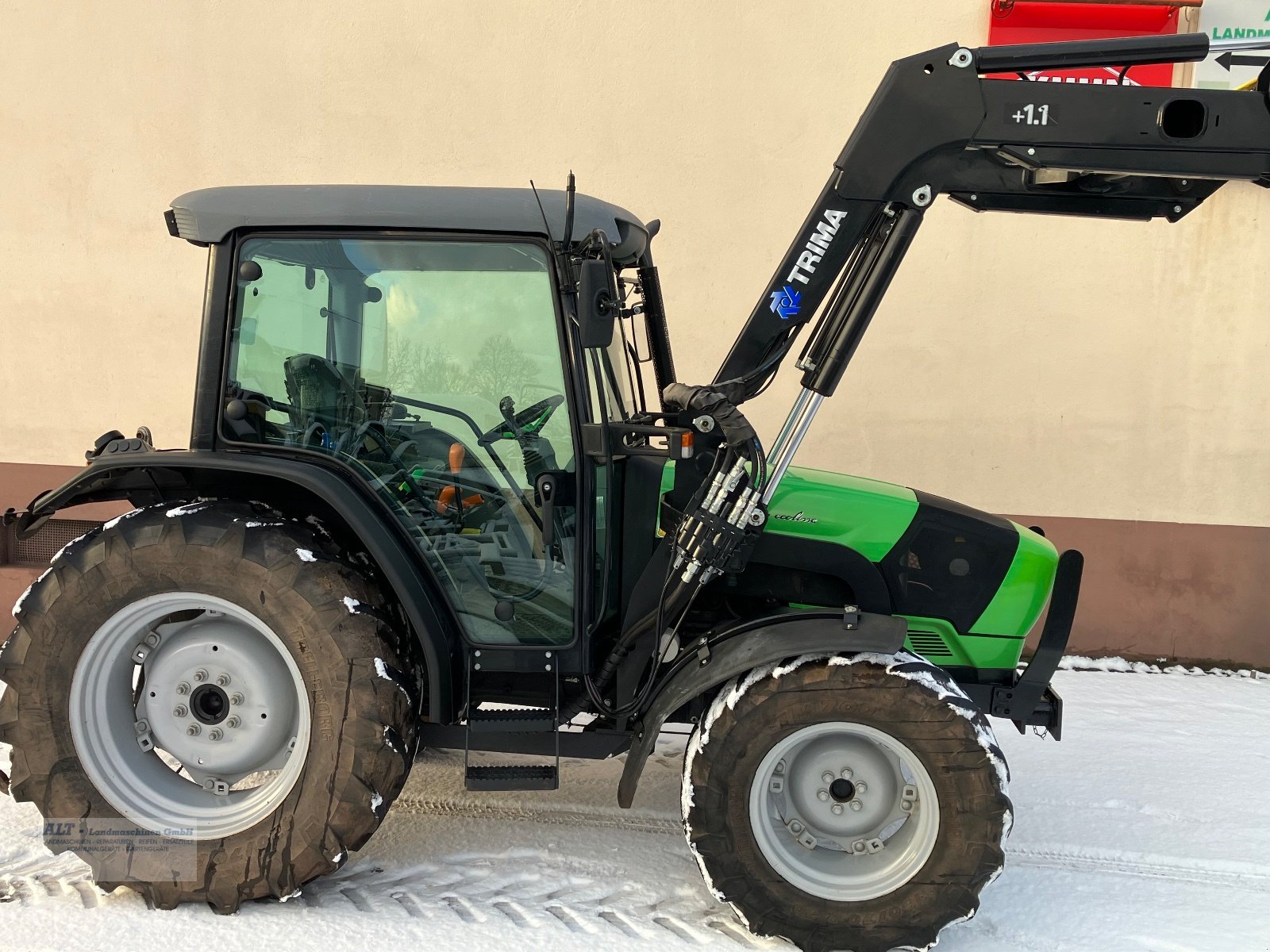 Traktor van het type Deutz-Fahr Agroplus 320 Ecoline, Gebrauchtmaschine in Eppelborn (Foto 2)