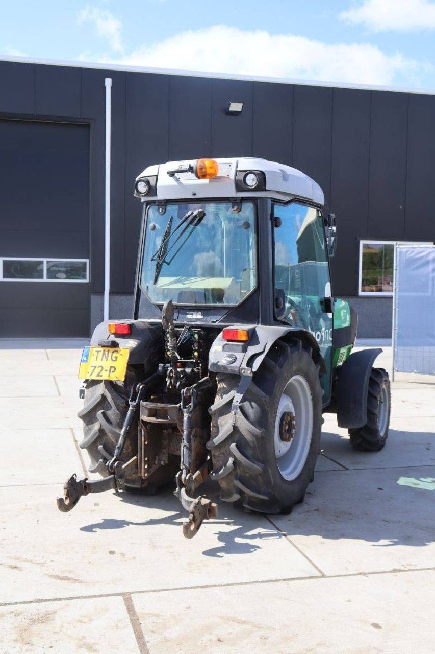 Traktor del tipo Deutz-Fahr Agroplus 320, Gebrauchtmaschine In Antwerpen (Immagine 7)