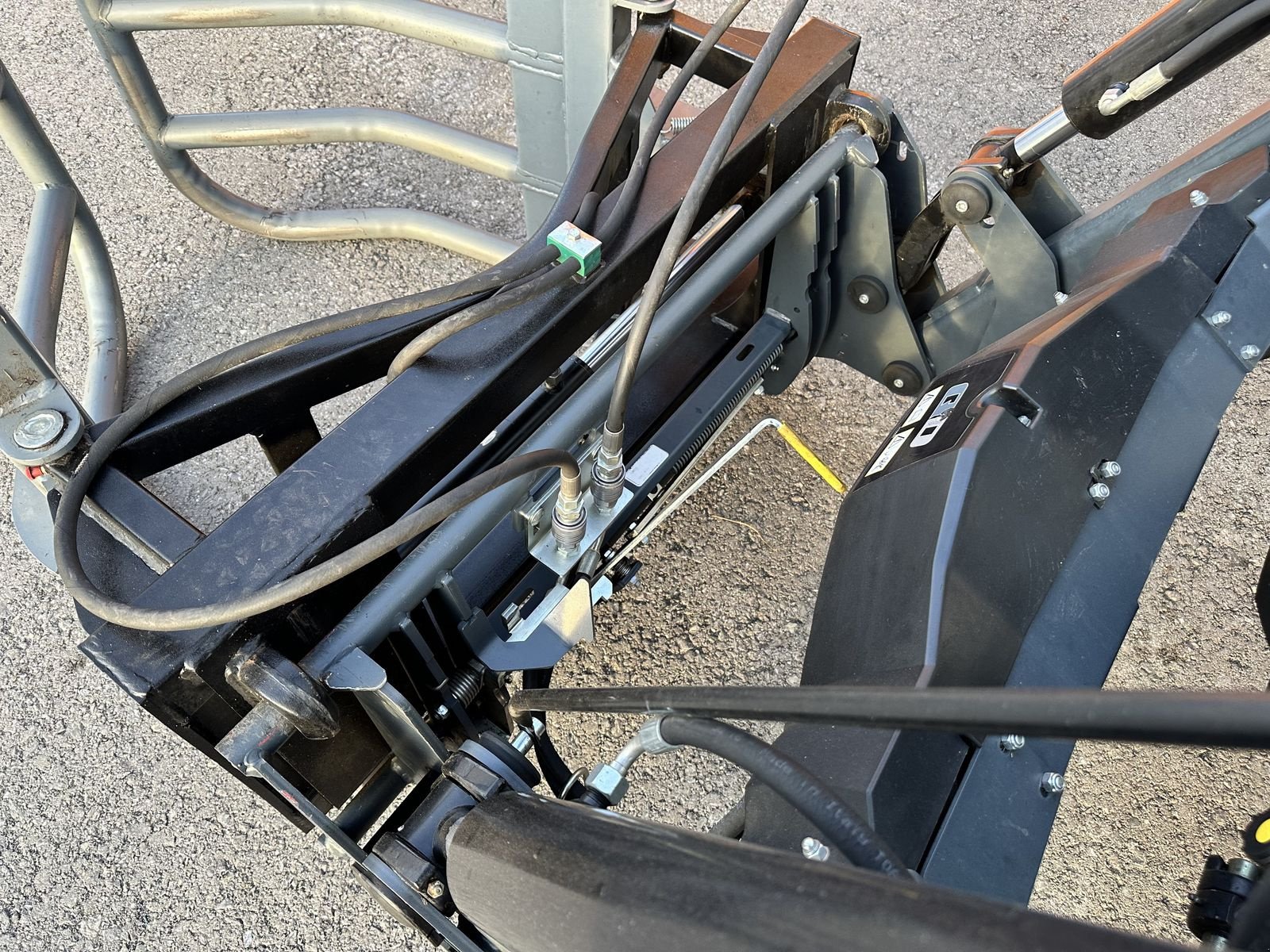 Traktor za tip Deutz-Fahr Agroplus 410 A Europa, gebraucht, Gebrauchtmaschine u Tamsweg (Slika 9)