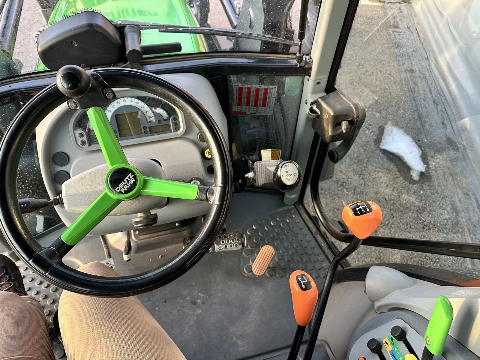 Traktor типа Deutz-Fahr Agroplus 410 A Europa, Gebrauchtmaschine в Tamsweg (Фотография 13)