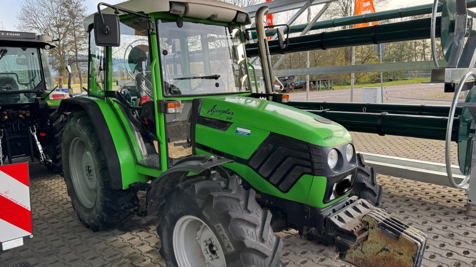 Traktor от тип Deutz-Fahr Agroplus 60 A, Gebrauchtmaschine в Bühl (Снимка 4)