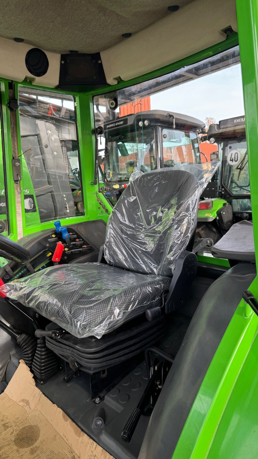 Traktor от тип Deutz-Fahr Agroplus 60 A, Gebrauchtmaschine в Bühl (Снимка 5)