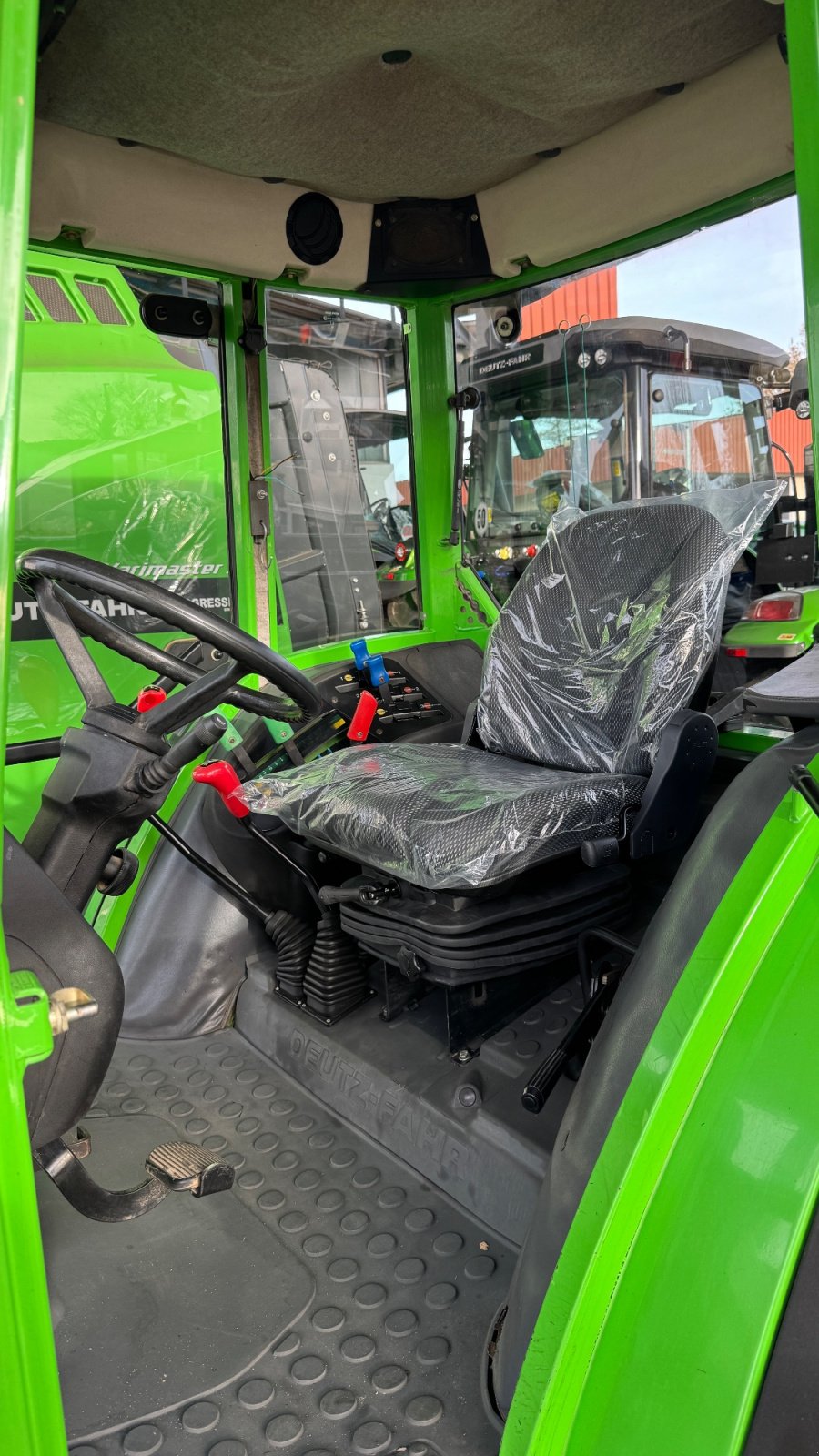 Traktor от тип Deutz-Fahr Agroplus 60 A, Gebrauchtmaschine в Bühl (Снимка 6)