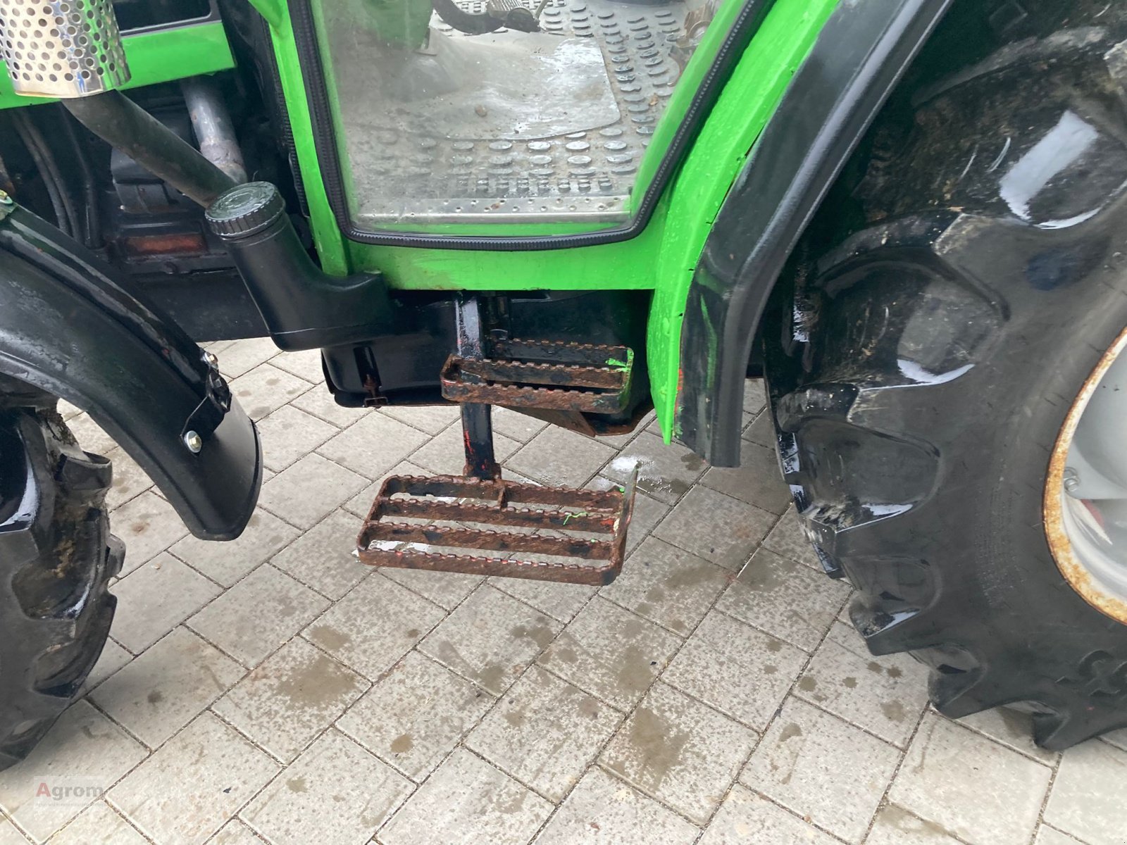 Traktor typu Deutz-Fahr Agroplus 60, Gebrauchtmaschine w Münsingen (Zdjęcie 10)