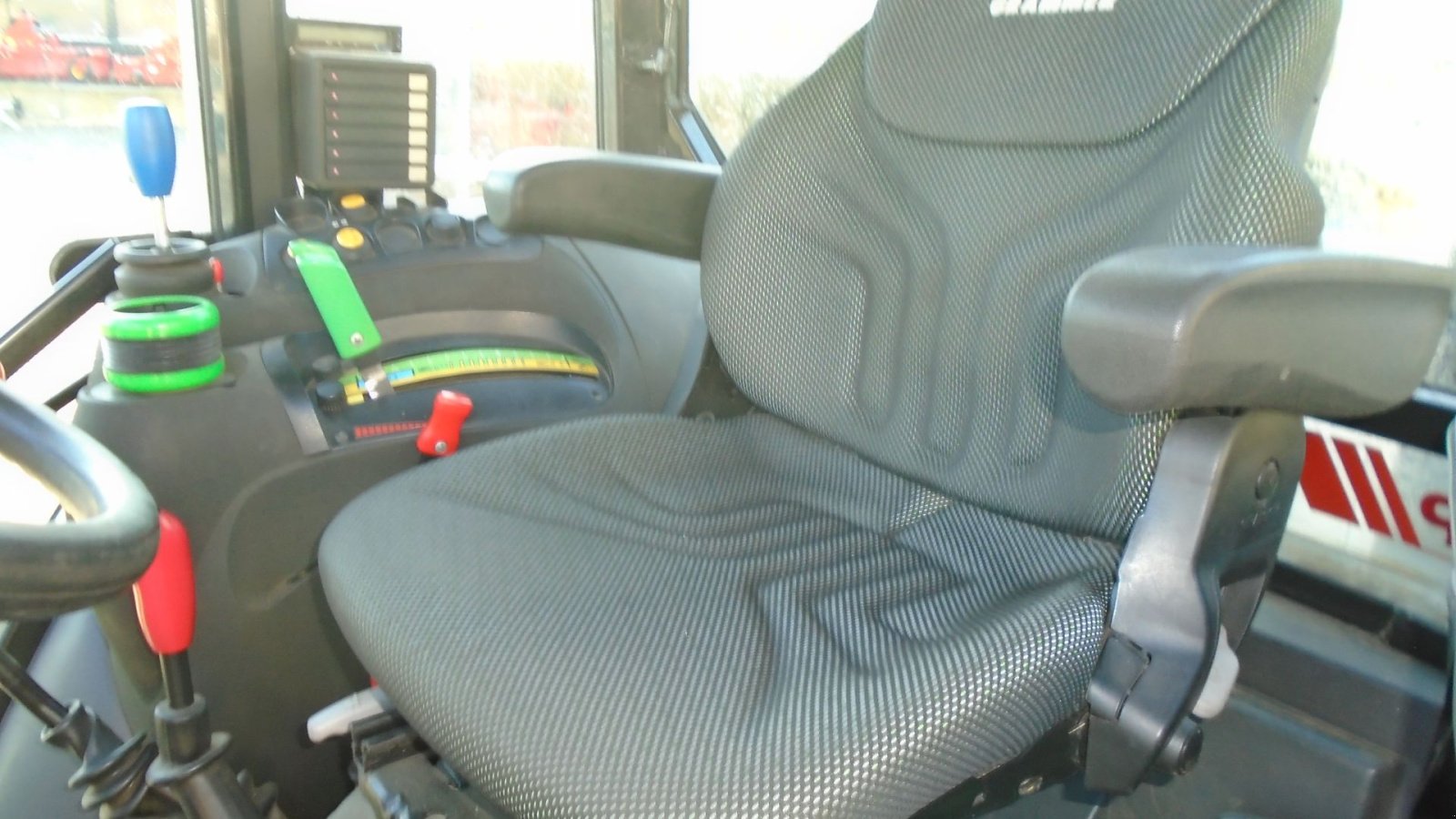 Traktor tip Deutz-Fahr Agroplus 95 DT  M/ Trima 1390 Frontlæsser, Gebrauchtmaschine in Viborg (Poză 11)