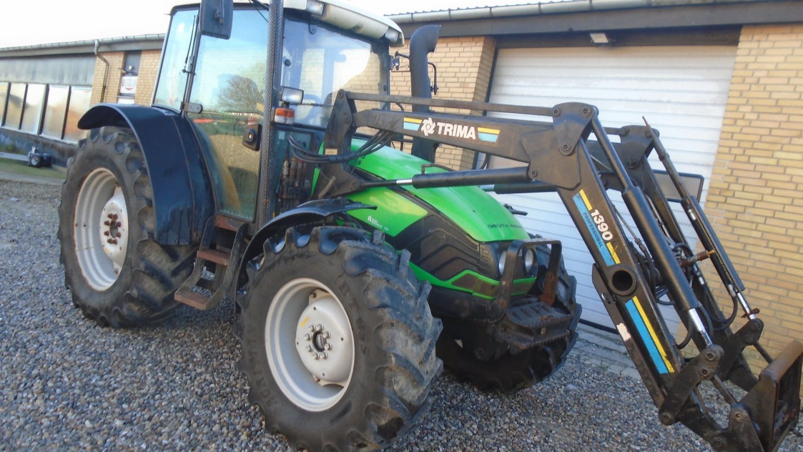 Traktor tip Deutz-Fahr Agroplus 95 DT  M/ Trima 1390 Frontlæsser, Gebrauchtmaschine in Viborg (Poză 1)