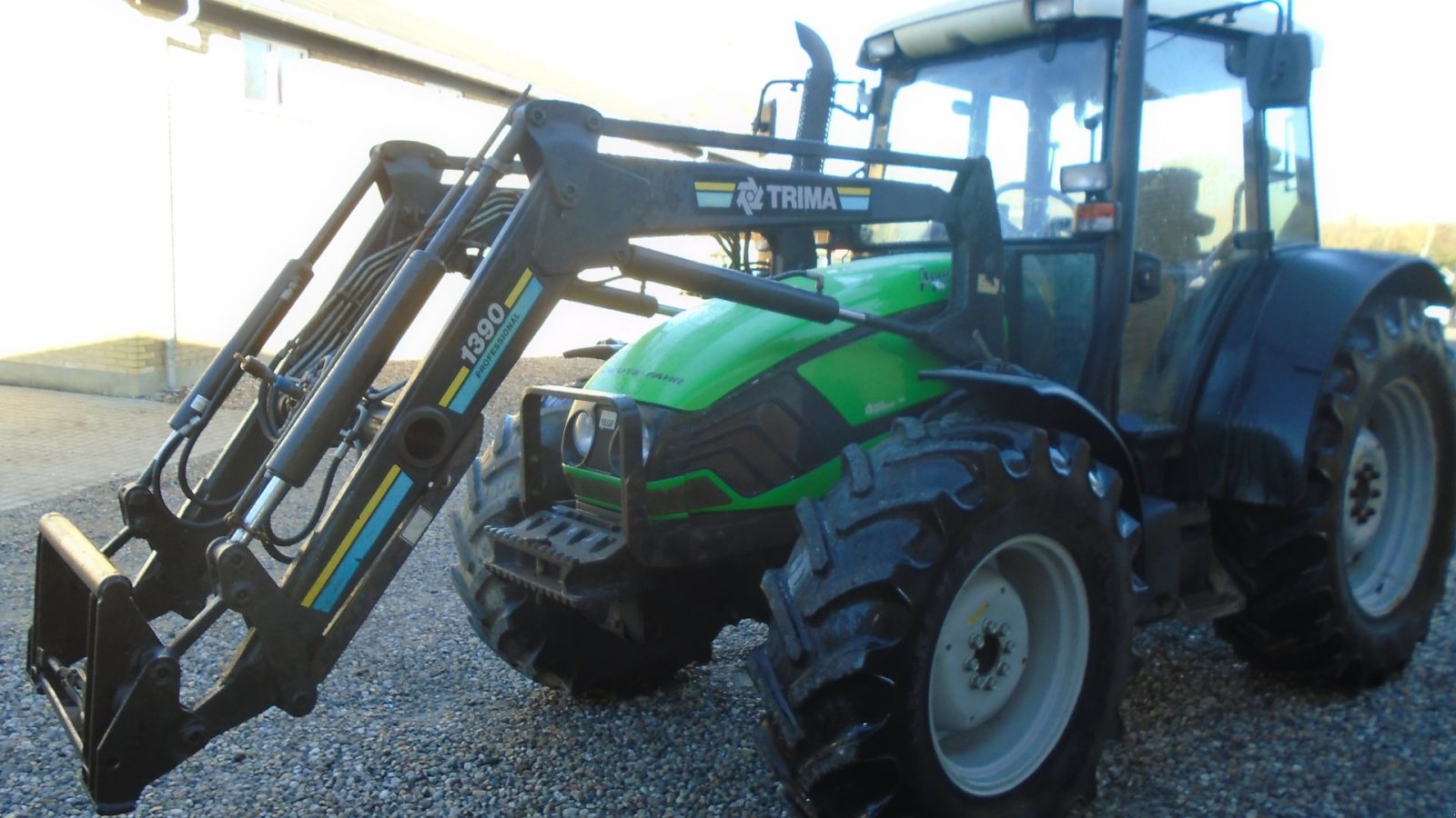 Traktor tip Deutz-Fahr Agroplus 95 DT  M/ Trima 1390 Frontlæsser, Gebrauchtmaschine in Viborg (Poză 2)
