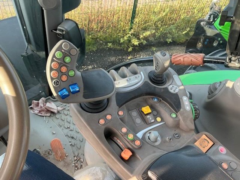 Traktor del tipo Deutz-Fahr AGROT.6130.4TTV, Gebrauchtmaschine en les hayons (Imagen 6)