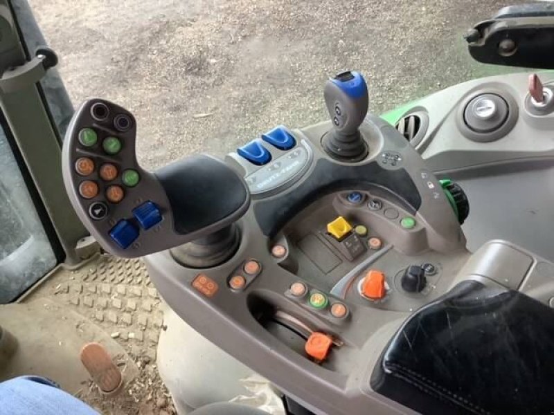 Traktor типа Deutz-Fahr AGROT.6165RCS, Gebrauchtmaschine в les hayons (Фотография 10)