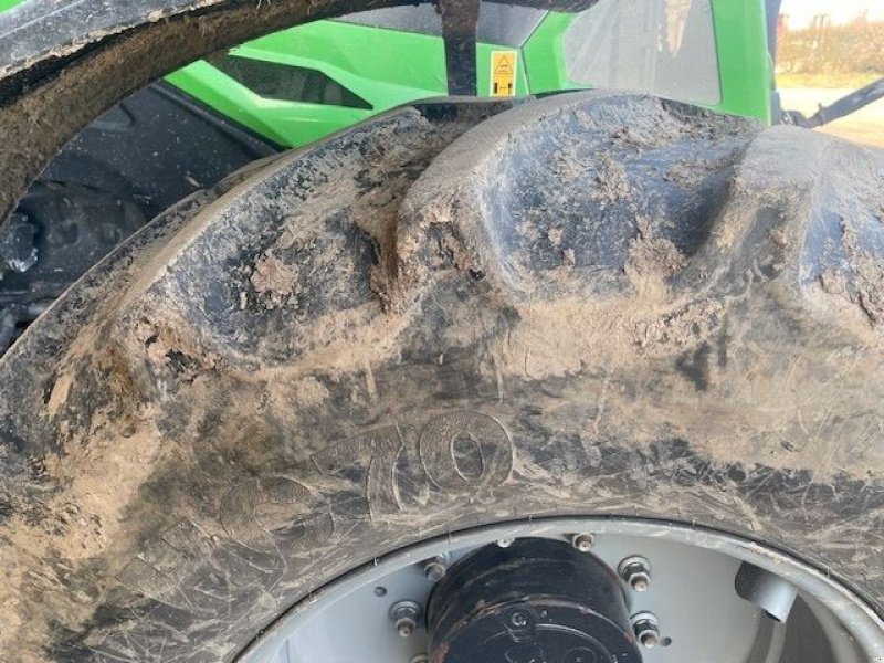 Traktor of the type Deutz-Fahr AGROT.6165RCS, Gebrauchtmaschine in les hayons (Picture 4)