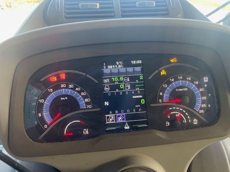 Traktor of the type Deutz-Fahr AGROT.6165RCS, Gebrauchtmaschine in les hayons (Picture 8)