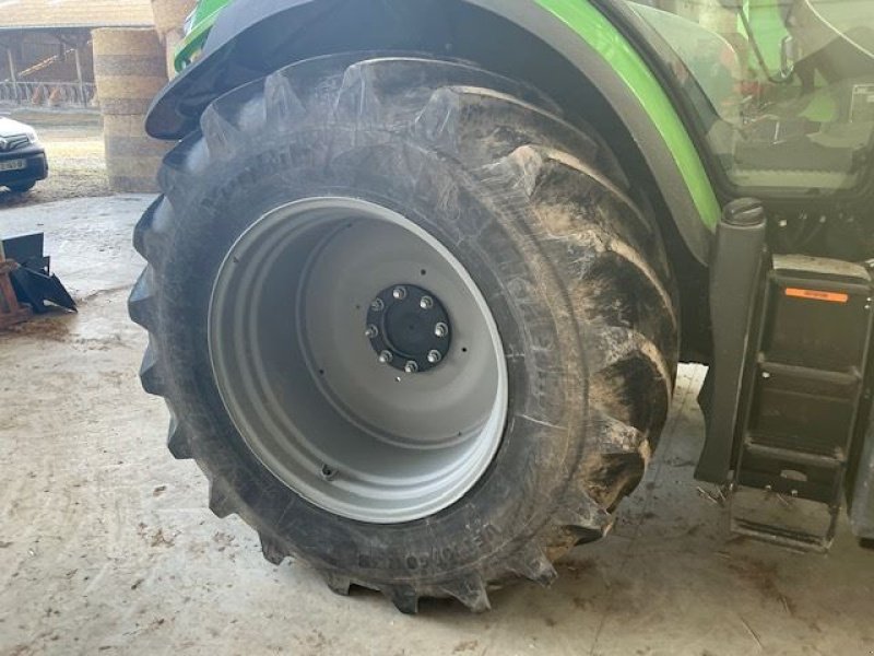 Traktor Türe ait Deutz-Fahr AGROT.6165RCS, Gebrauchtmaschine içinde les hayons (resim 6)
