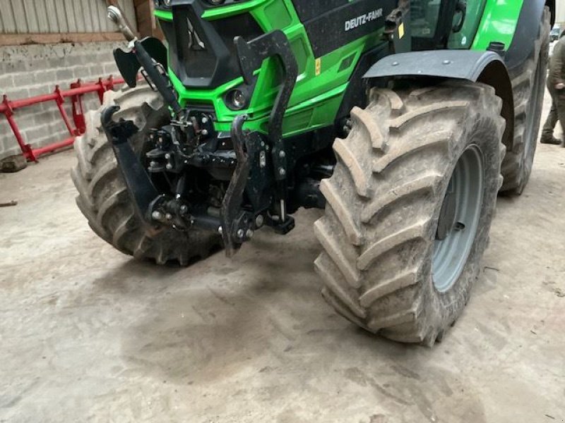 Traktor Türe ait Deutz-Fahr AGROT.6215 PS V, Gebrauchtmaschine içinde les hayons (resim 4)