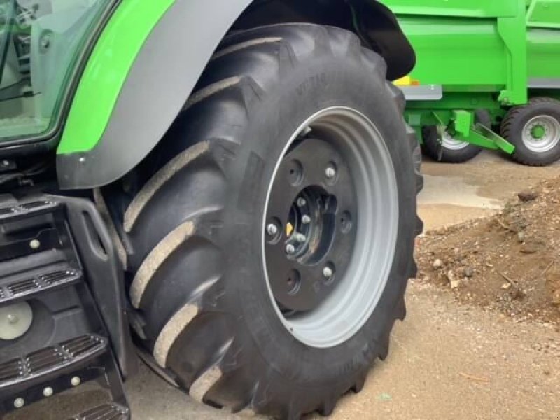 Traktor des Typs Deutz-Fahr AGROT.6215RCS, Gebrauchtmaschine in les hayons (Bild 4)