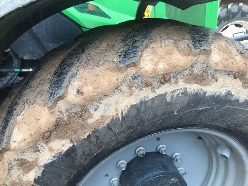 Traktor a típus Deutz-Fahr AGROT.6215TTV, Gebrauchtmaschine ekkor: les hayons (Kép 4)