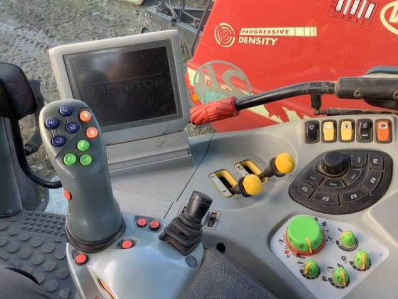 Traktor van het type Deutz-Fahr AGROT.7210, Gebrauchtmaschine in les hayons (Foto 10)