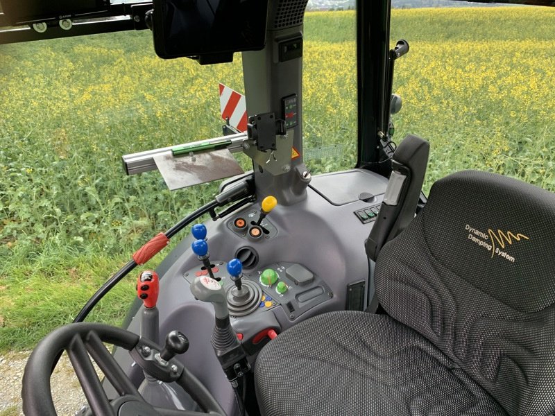 Traktor des Typs Deutz-Fahr Agrotron 100 New, Gebrauchtmaschine in Rickenbach (Bild 7)