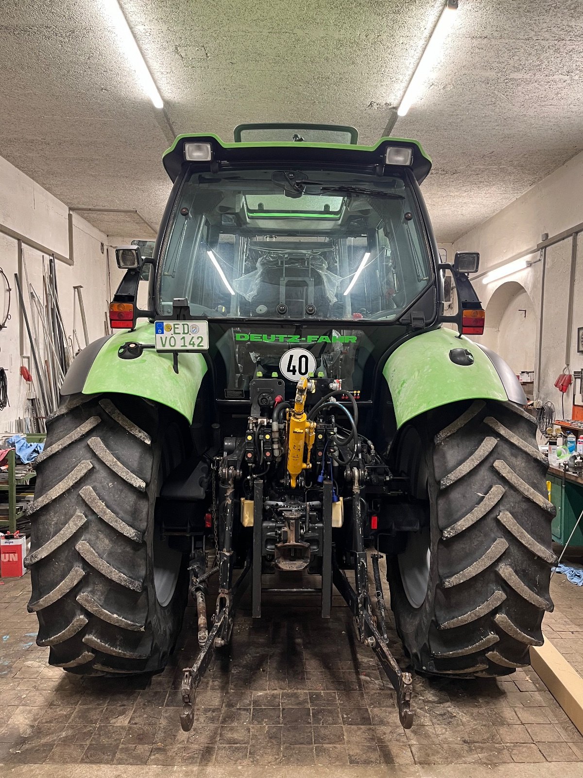 Traktor типа Deutz-Fahr Agrotron 100, Gebrauchtmaschine в Erding (Фотография 3)