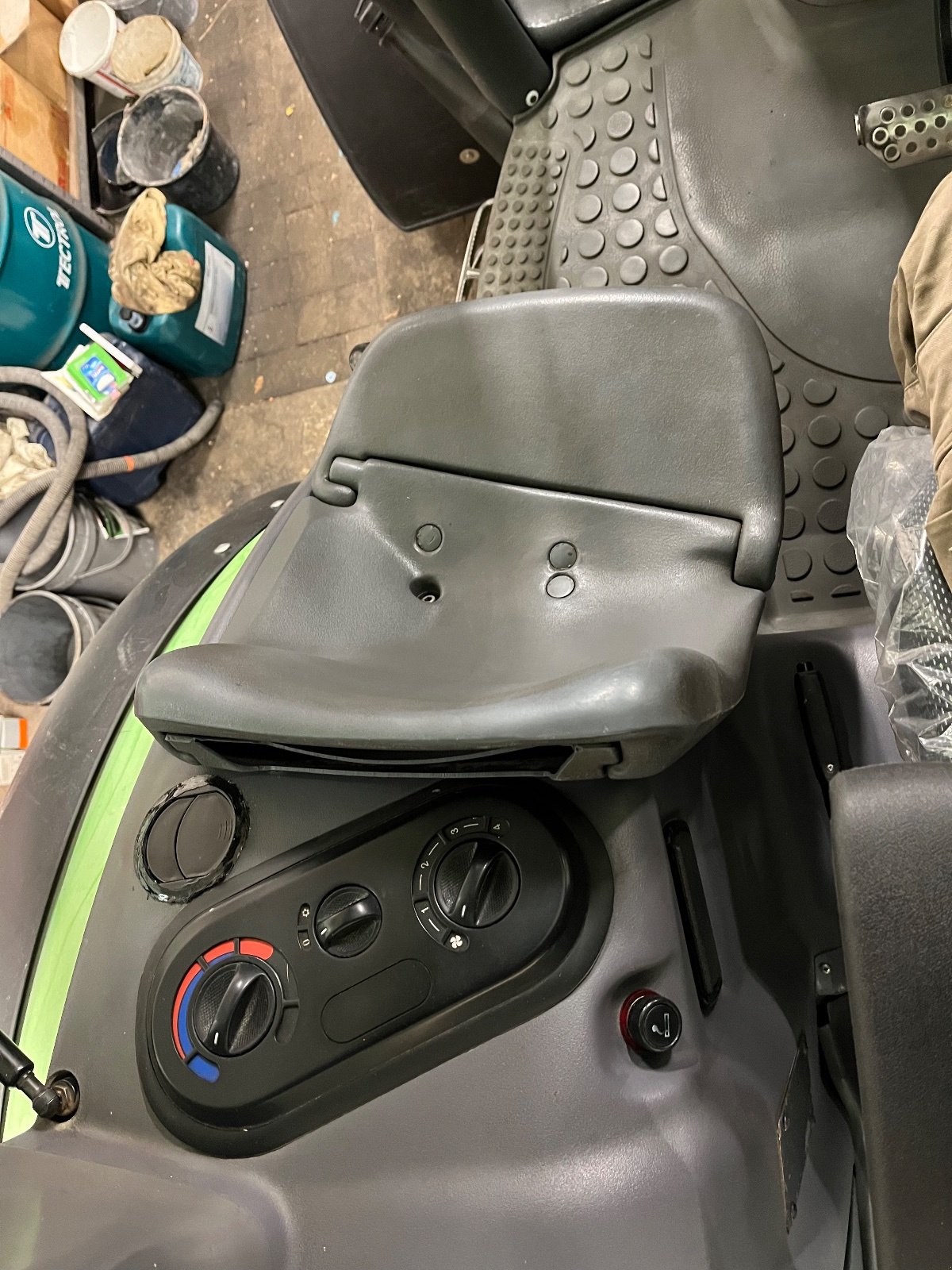 Traktor типа Deutz-Fahr Agrotron 100, Gebrauchtmaschine в Erding (Фотография 10)