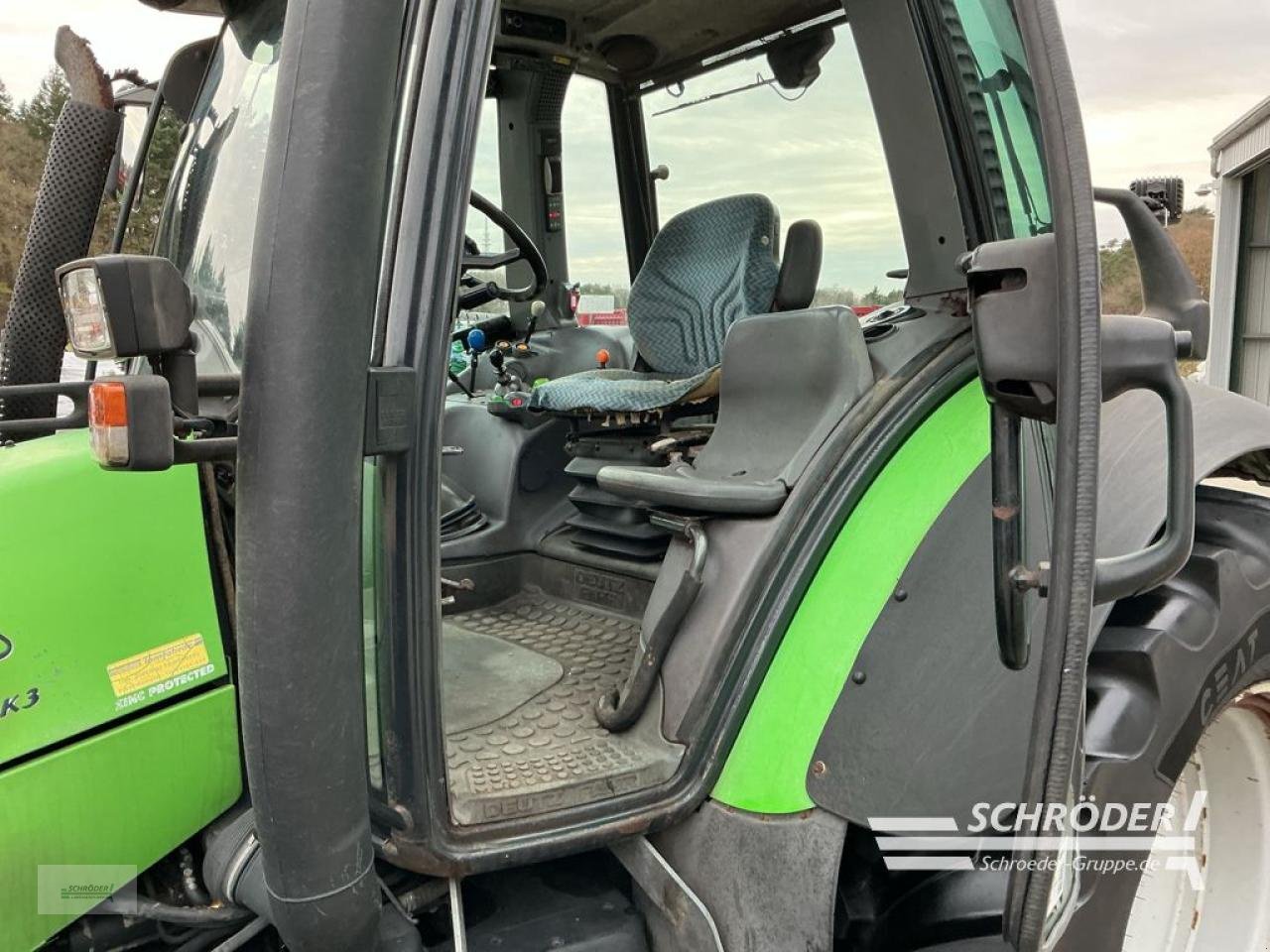 Traktor типа Deutz-Fahr AGROTRON 115 MK 3, Gebrauchtmaschine в Hemmoor (Фотография 12)