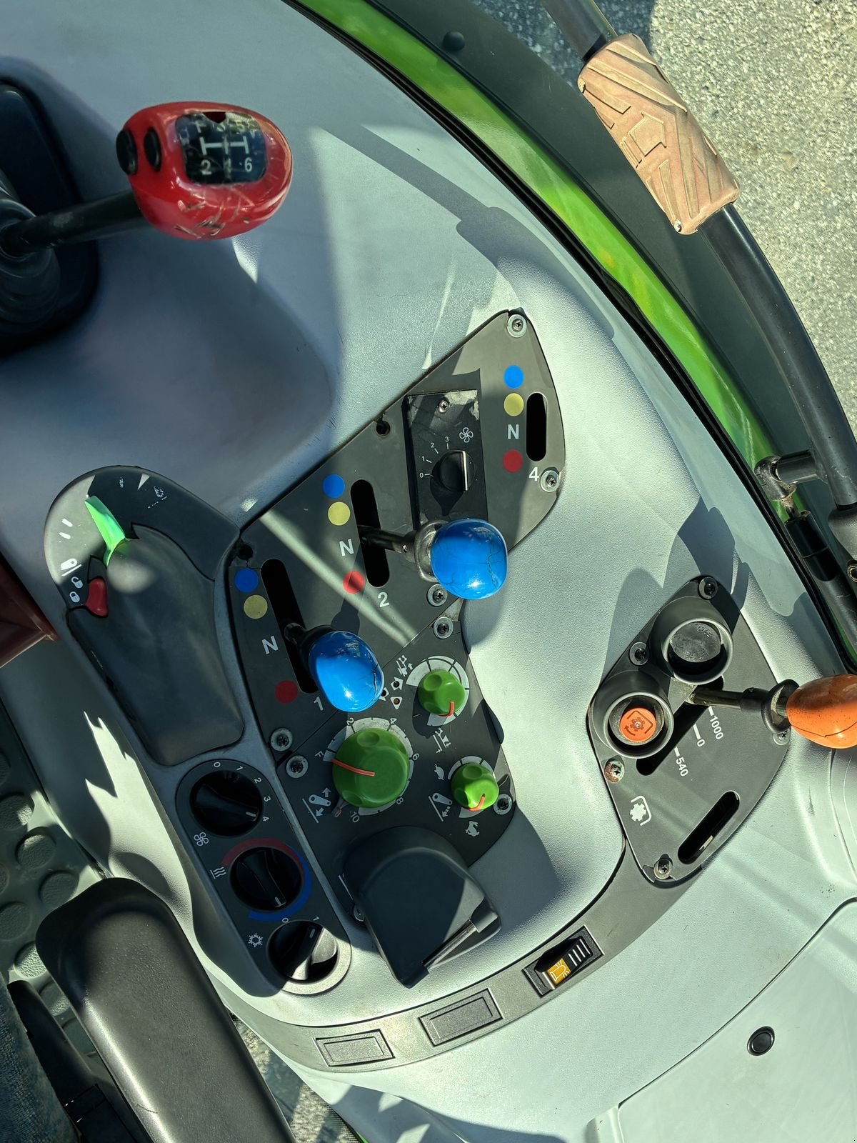 Traktor tip Deutz-Fahr Agrotron 120 Premium, Gebrauchtmaschine in Villach (Poză 8)