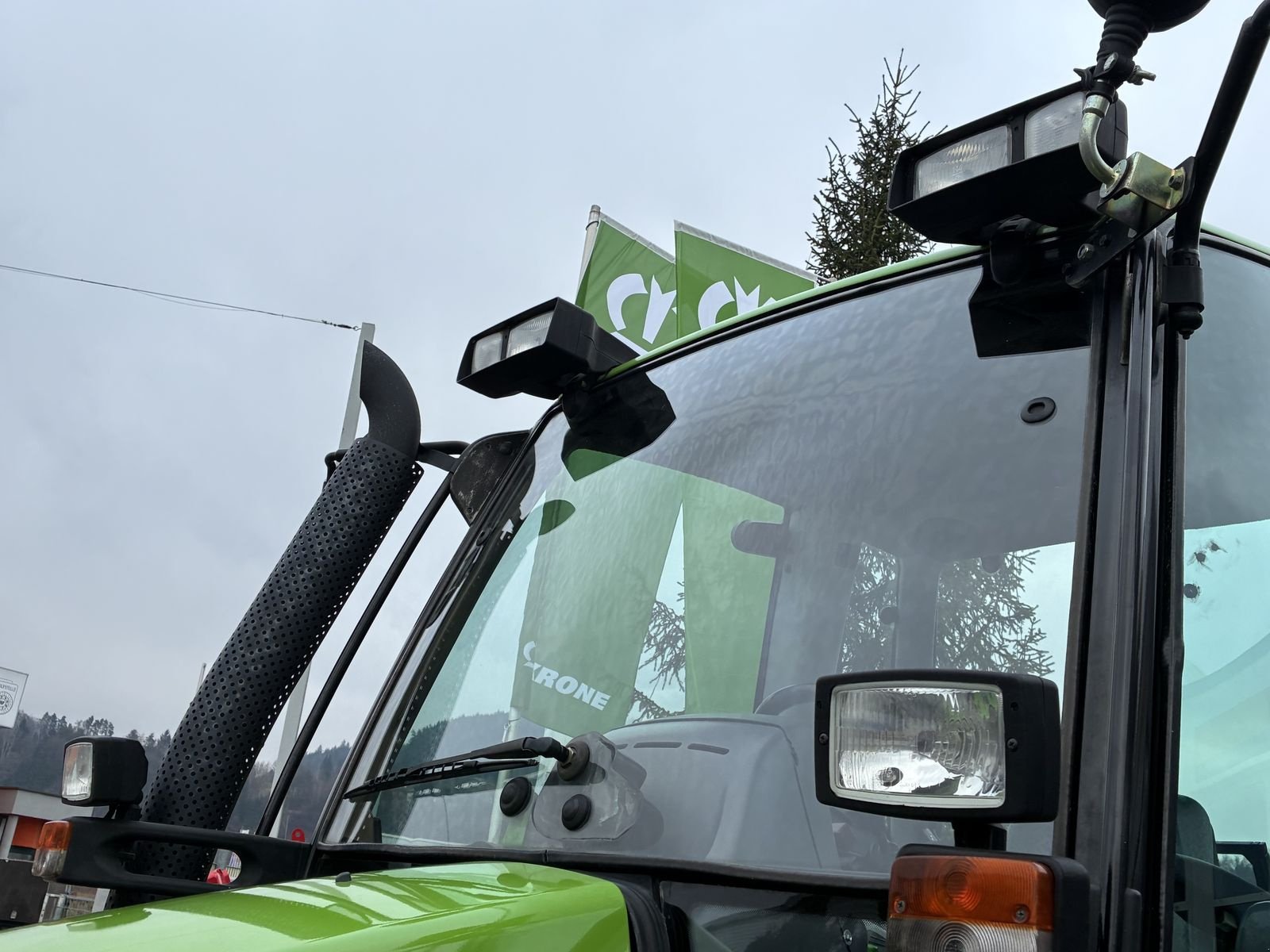 Traktor от тип Deutz-Fahr Agrotron 120, Gebrauchtmaschine в Villach (Снимка 16)