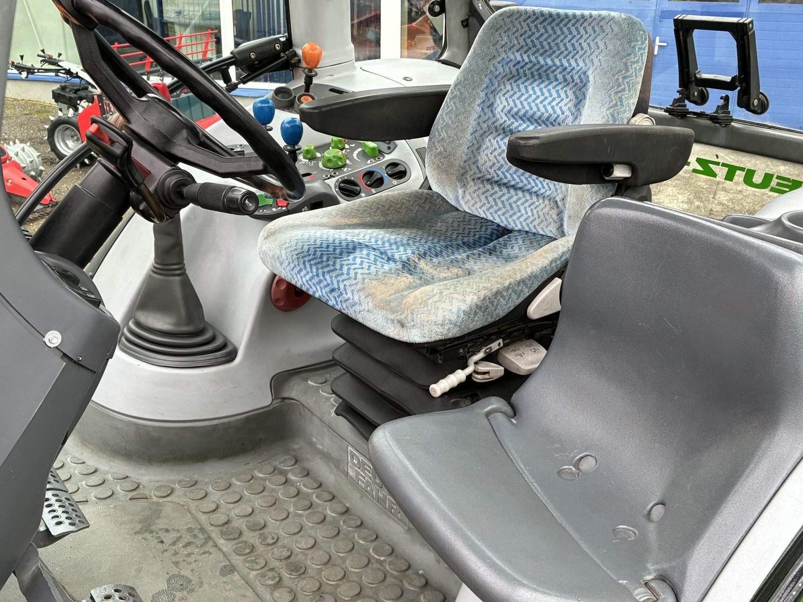 Traktor от тип Deutz-Fahr Agrotron 120, Gebrauchtmaschine в Villach (Снимка 7)