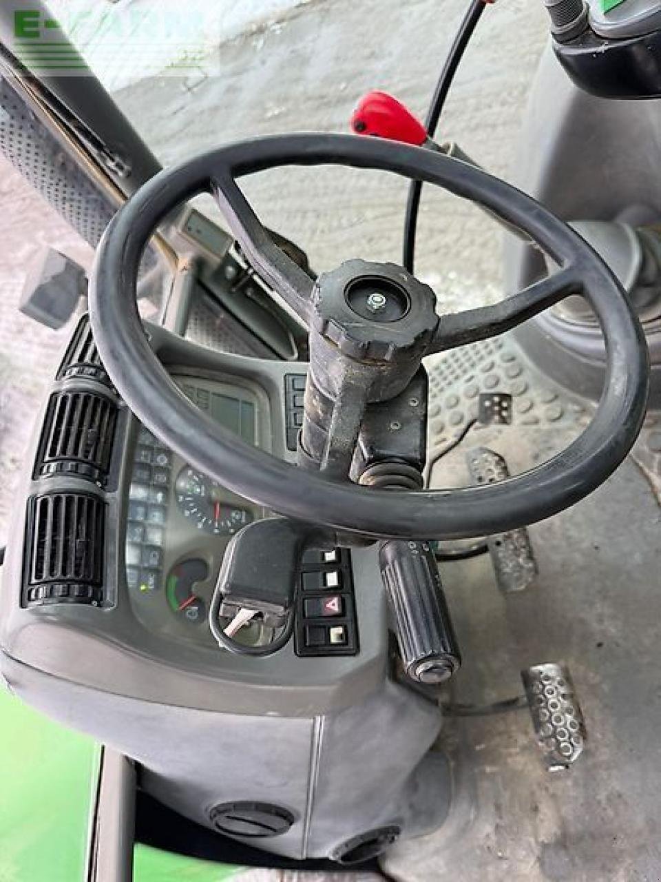 Traktor типа Deutz-Fahr agrotron 120mk3 MK3, Gebrauchtmaschine в HAMERSEN (Фотография 8)