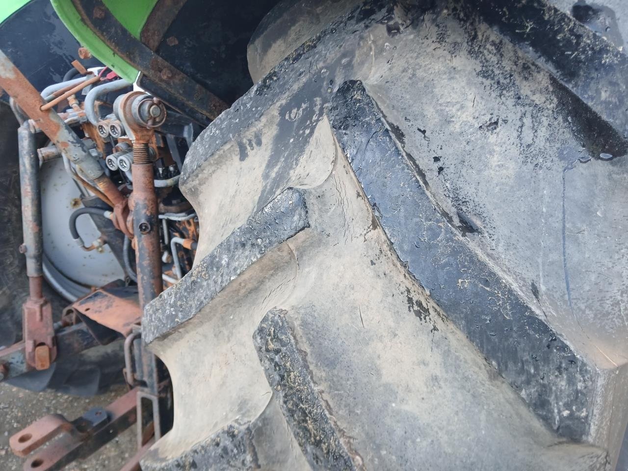 Traktor des Typs Deutz-Fahr AGROTRON 135, Gebrauchtmaschine in Give (Bild 7)