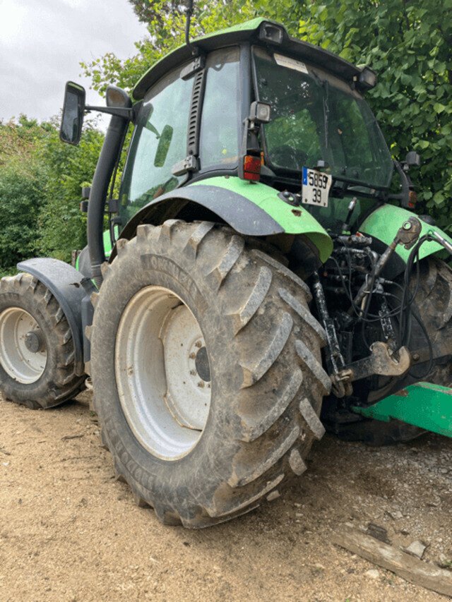 Traktor Türe ait Deutz-Fahr AGROTRON 150, Gebrauchtmaschine içinde Hauteroche (resim 3)