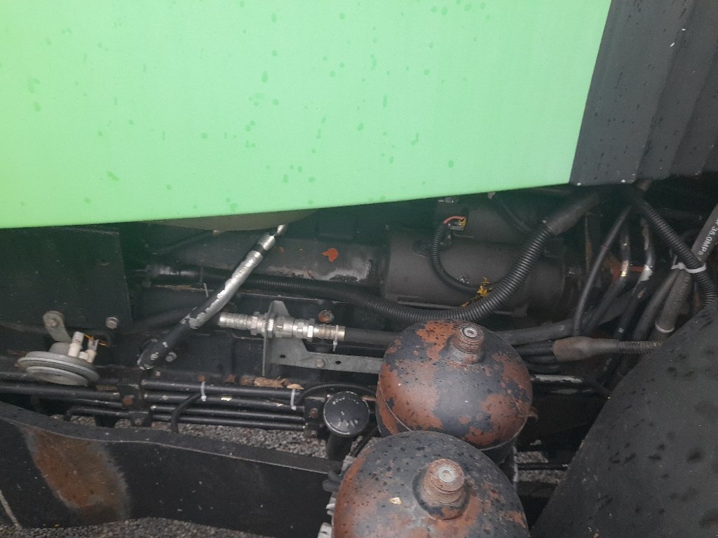 Traktor от тип Deutz-Fahr AGROTRON 200 MK 3, Gebrauchtmaschine в SAINT LOUP (Снимка 6)