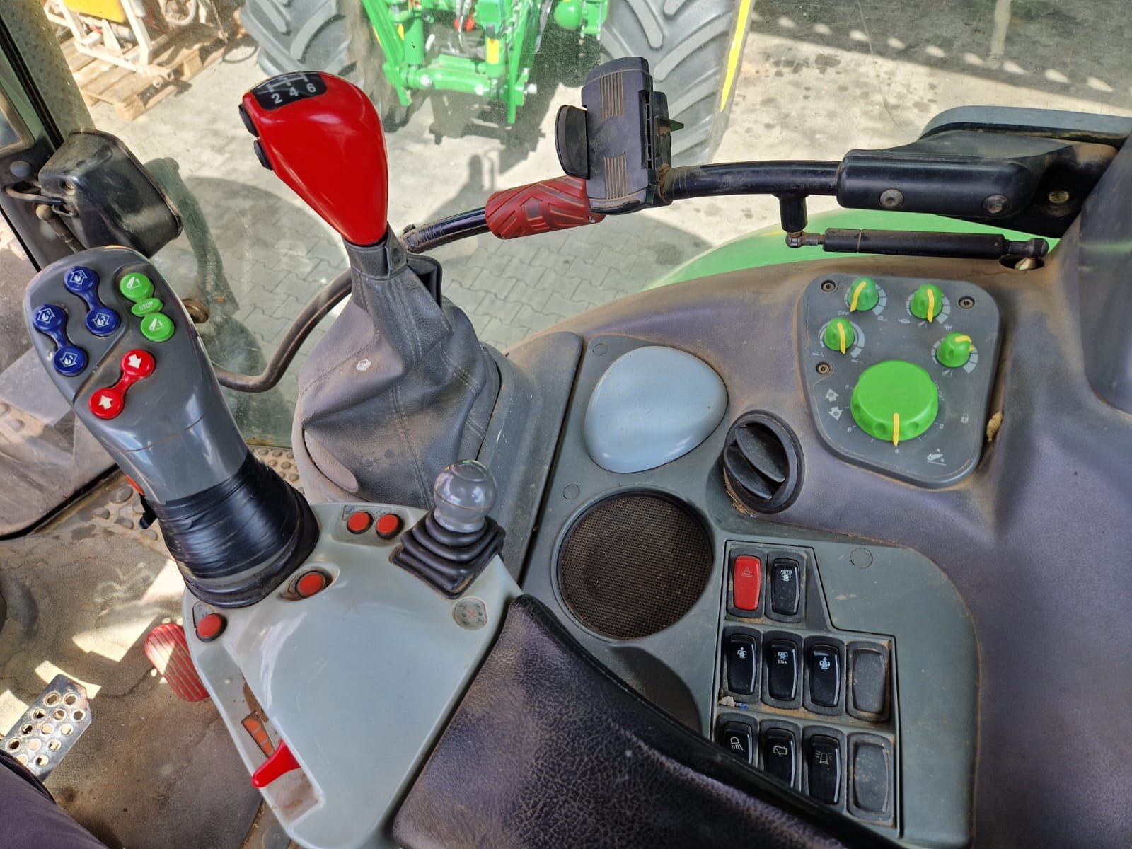 Traktor типа Deutz-Fahr Agrotron 210, Gebrauchtmaschine в Bad Sobernheim (Фотография 11)