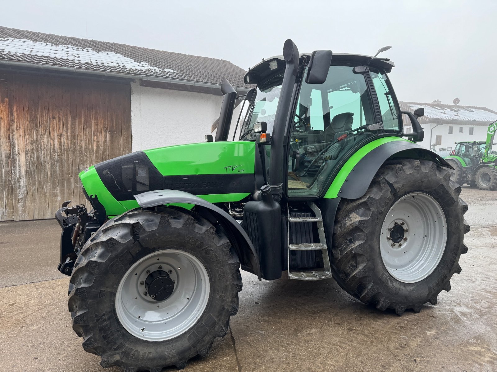 Traktor del tipo Deutz-Fahr Agrotron 610 TTV, Gebrauchtmaschine en Au (Imagen 1)