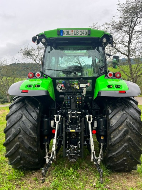 Traktor типа Deutz-Fahr Agrotron 6120 TTV, Gebrauchtmaschine в Achern (Фотография 3)