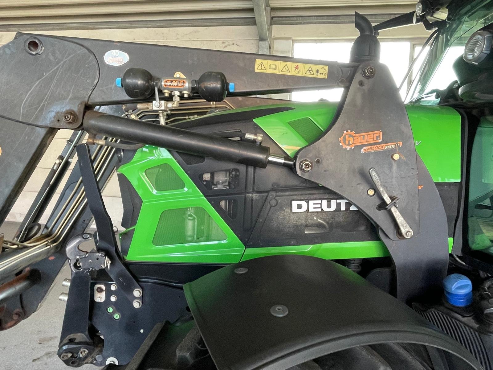 Traktor des Typs Deutz-Fahr Agrotron 6120 TTV, Gebrauchtmaschine in Nürnberg (Bild 3)