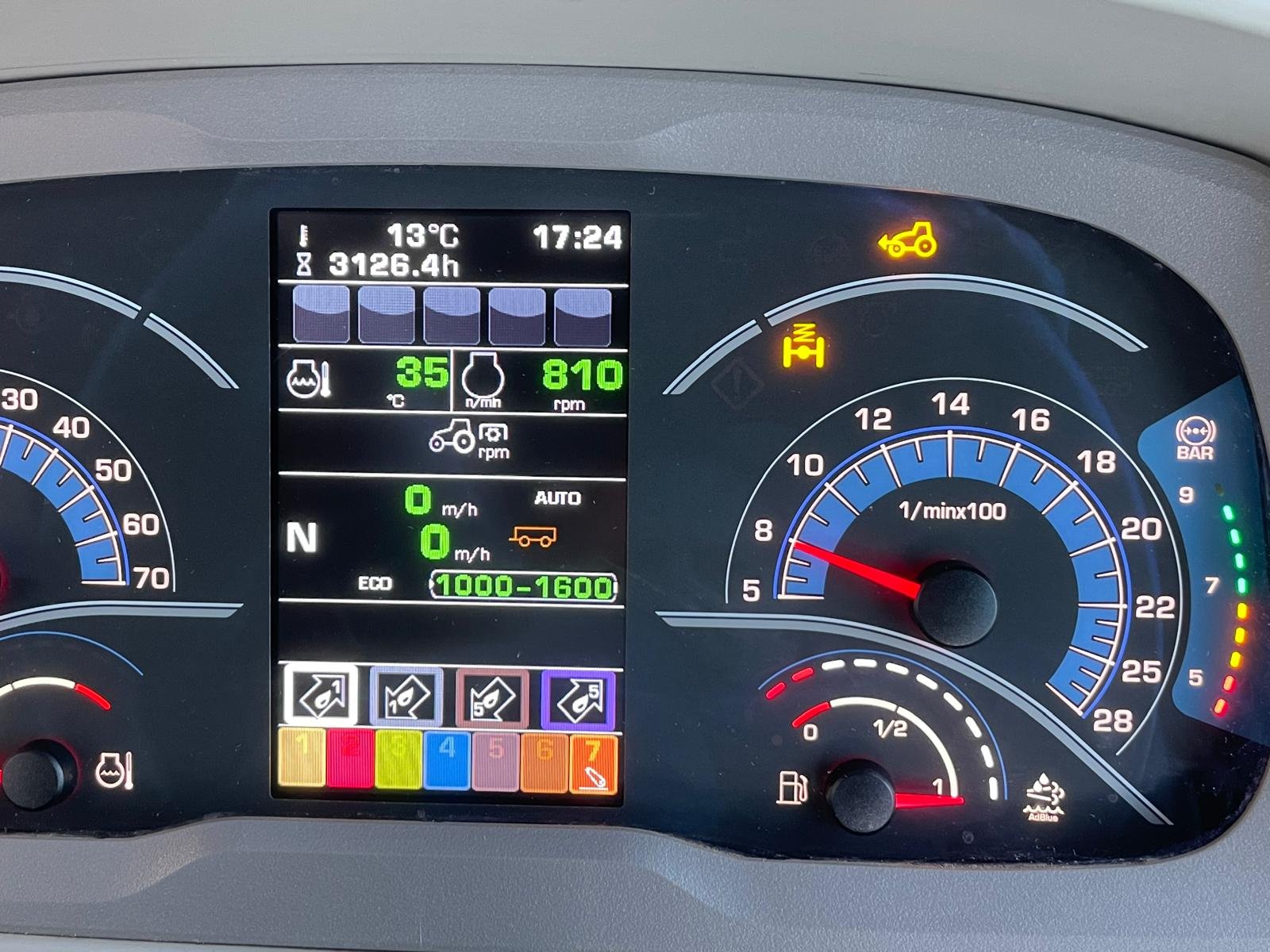 Traktor des Typs Deutz-Fahr Agrotron 6120 TTV, Gebrauchtmaschine in Nürnberg (Bild 10)