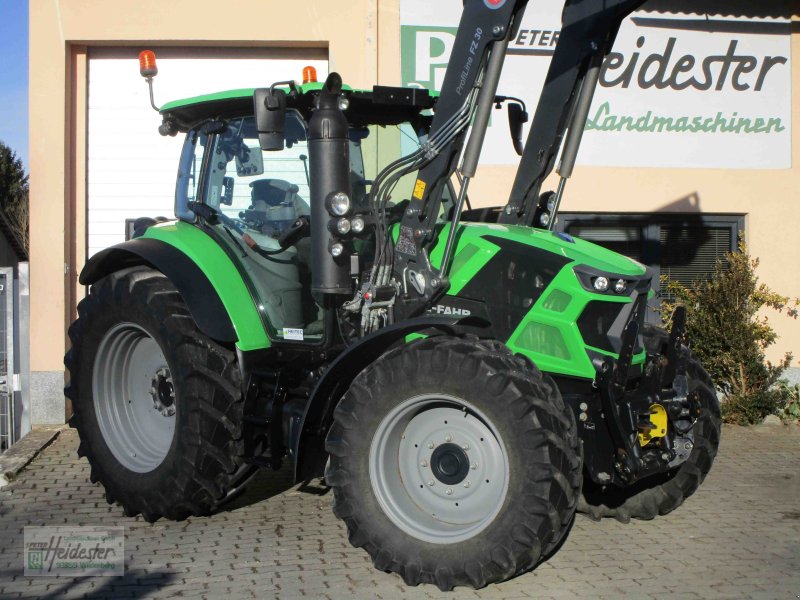 Traktor от тип Deutz-Fahr Agrotron 6.130 TTV, Gebrauchtmaschine в Wildenberg (Снимка 1)