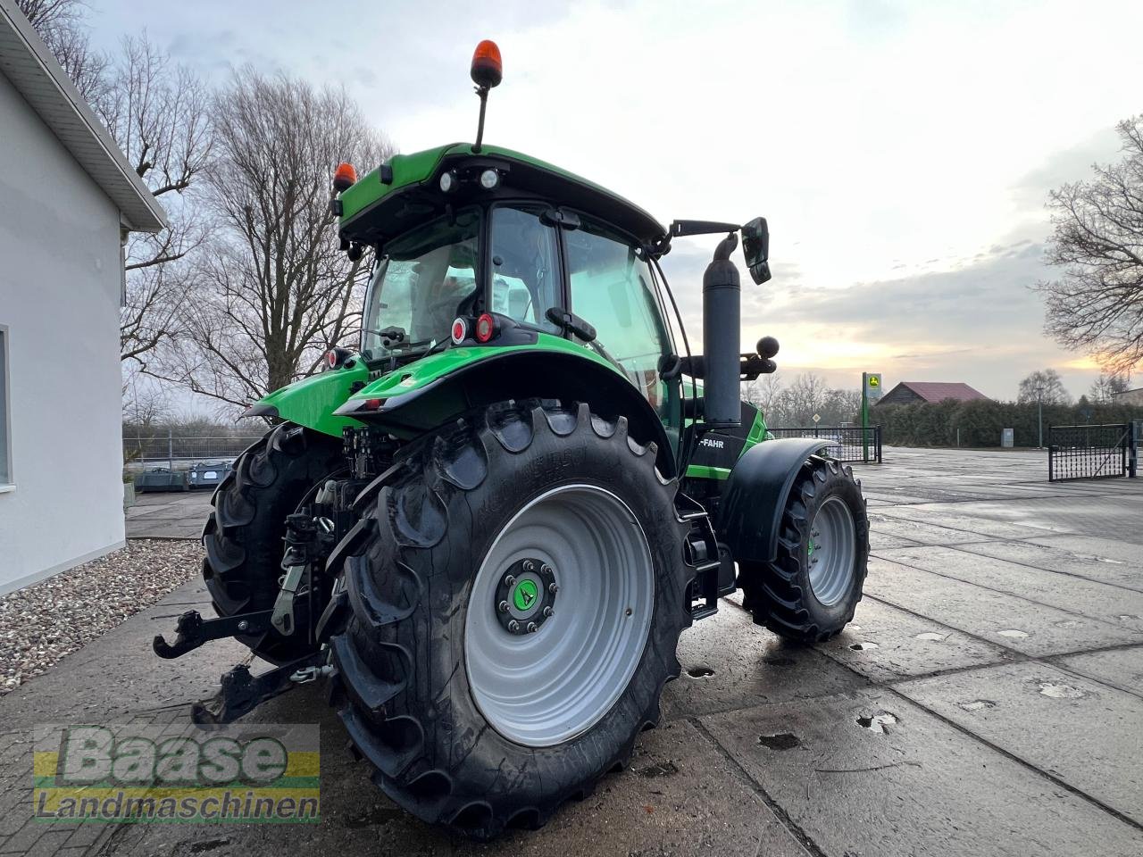 Traktor Türe ait Deutz-Fahr Agrotron 6130, Gebrauchtmaschine içinde Holthof (resim 8)