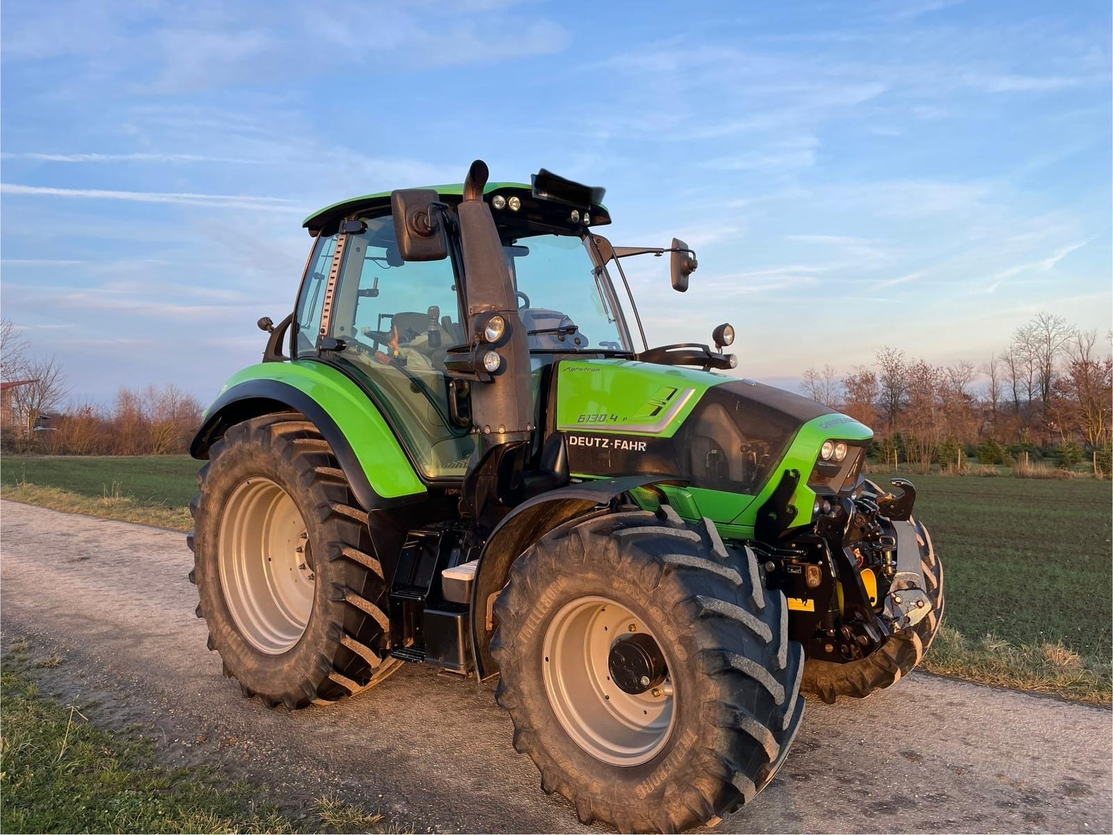 Traktor des Typs Deutz-Fahr Agrotron 6130.4 P, Gebrauchtmaschine in Neu-Ulm (Bild 4)