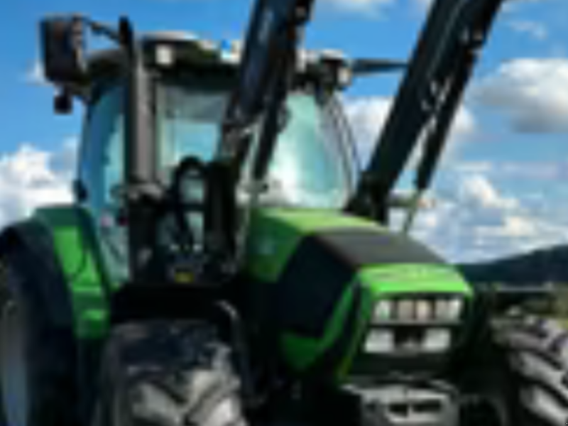Traktor от тип Deutz-Fahr Agrotron 6140 AP, Gebrauchtmaschine в Offenhausen (Снимка 1)